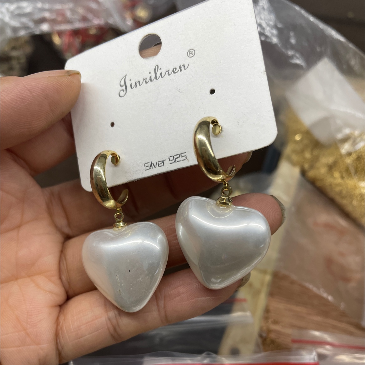 Today's Beauty Korean version Big Heart Pearl Pendant earrings with silver needles Item Picture