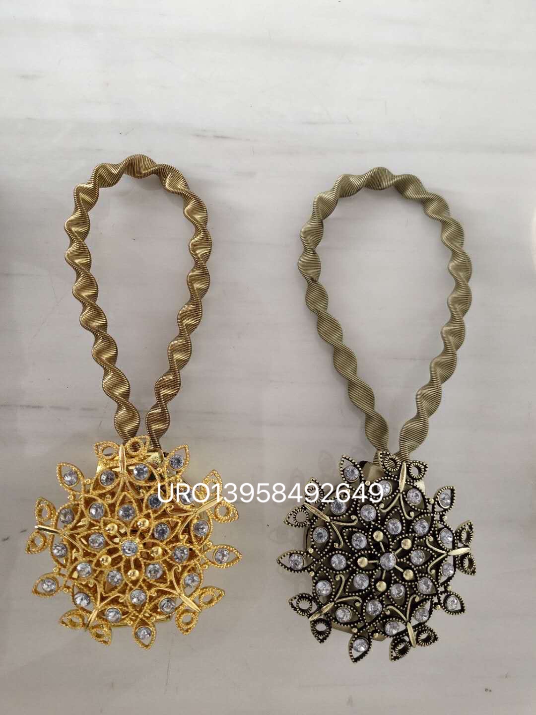 أزرار مغناطيسية لحزمة ستائر مغنطيسية لحزمة ستائر مبدعة من طراز أورورو details Picture