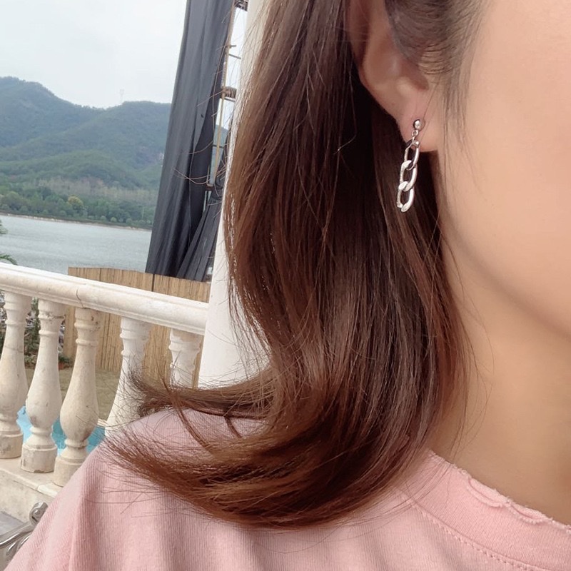 Hip-hop chain earrings, super cool style, versatile for daily fashionistas, ear studs, internet-famous earrings, ear clips for women detail image 5