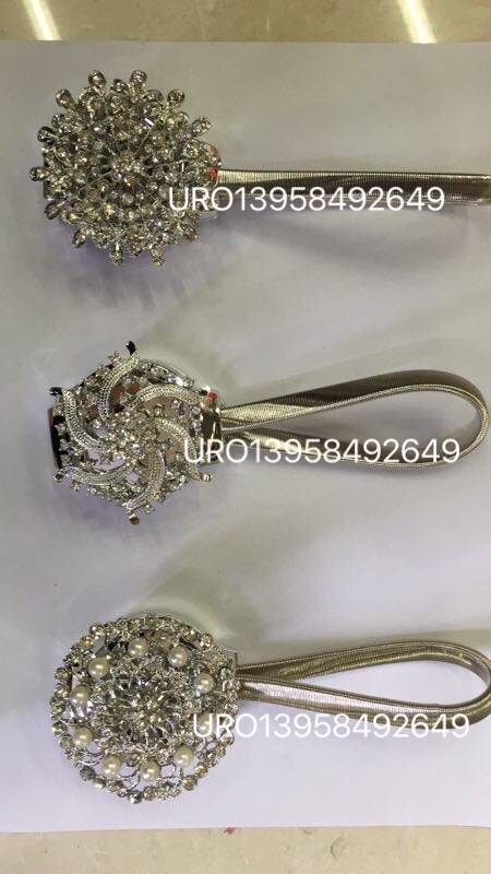 Cortina de marca URO hebilla magnética primavera hebilla magnética cortina de bola colgante de metal cortina de corpete de flor de metal broca de punto adorno cortina hebilla decorativa Application Scenario