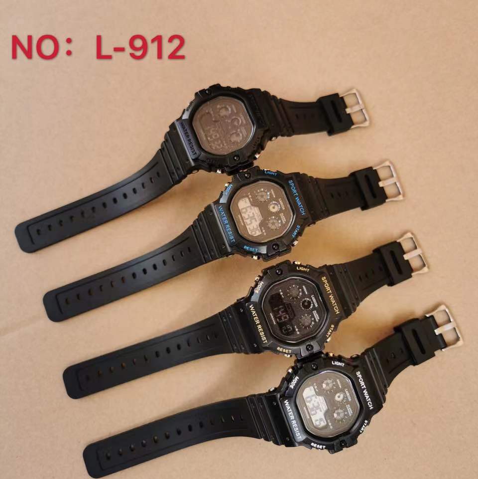 Deep waterproof watch