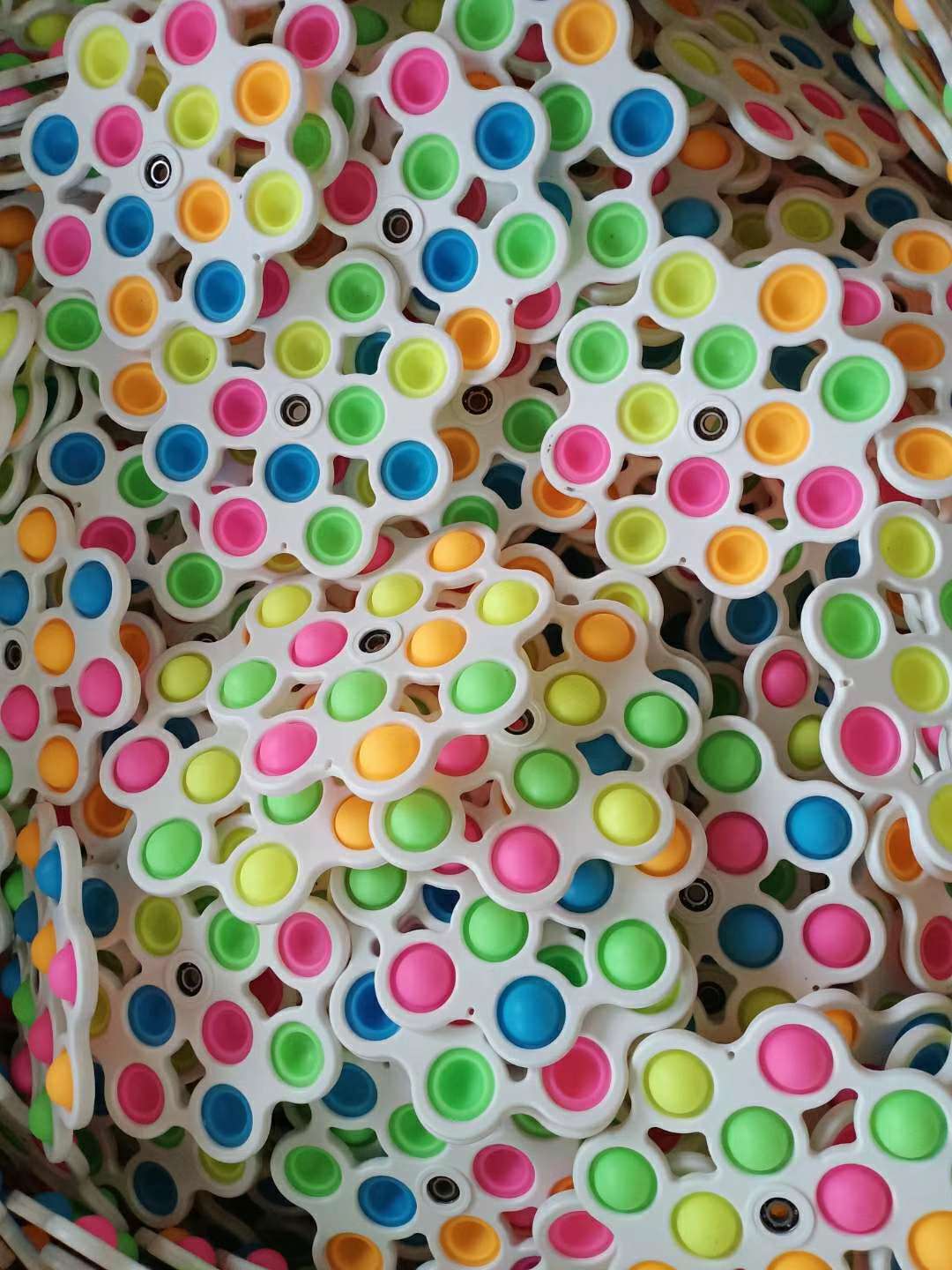 10-hole bubble gyro finger gyro factory direct sales, beautiful colors Application Scenario