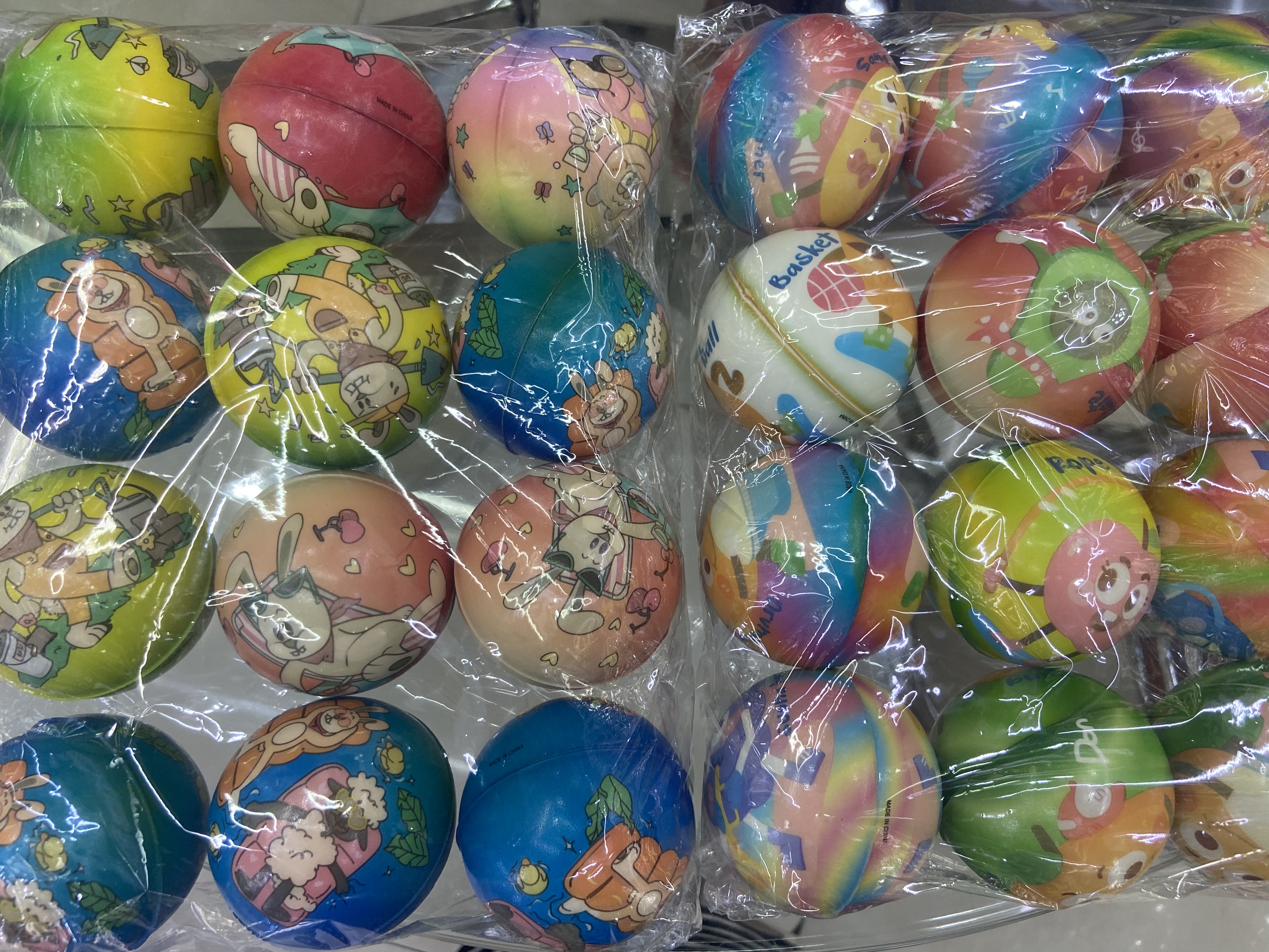 Factory direct sales 6.3 cm cartoon ➕ billiards girls' and boys' toys sponge balls foam balls children 'toys. 12/oppl Specification image