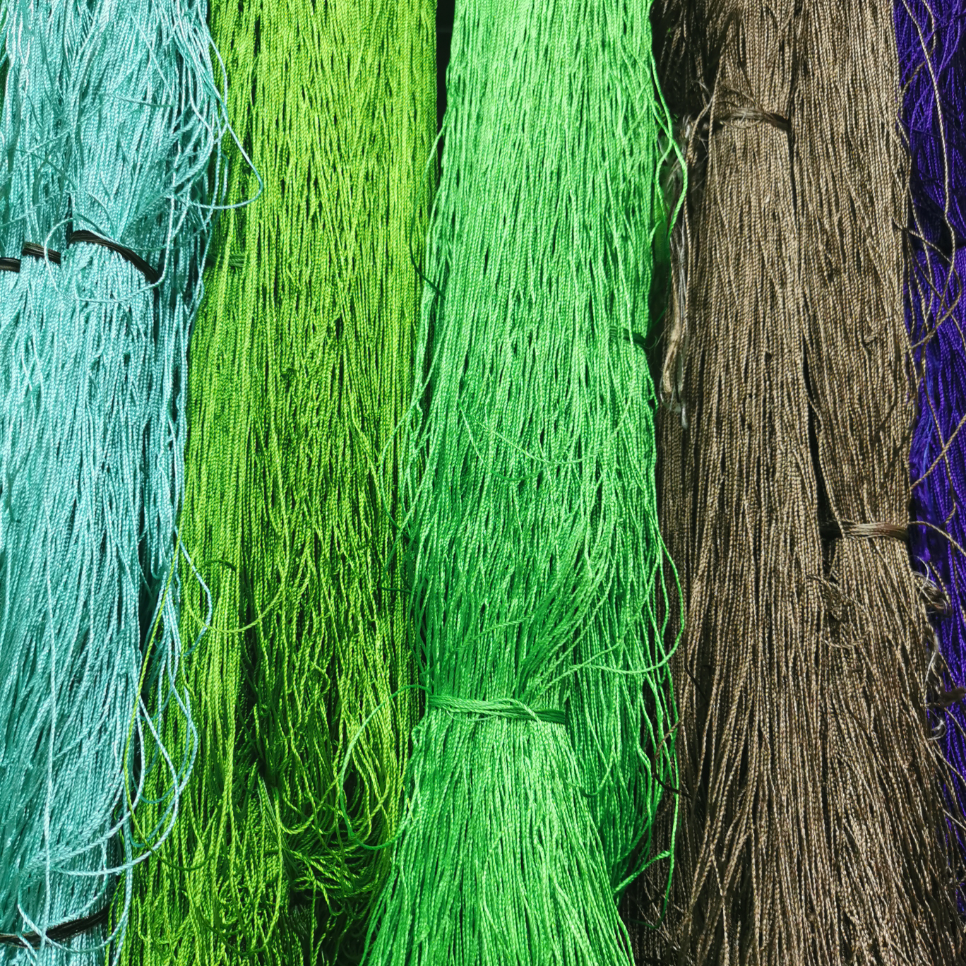 Multicolor Twisted Wire