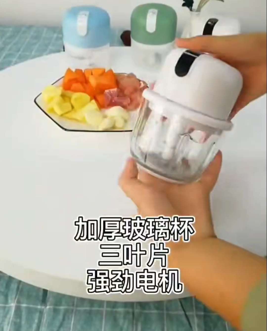 ML952 Electric food processor Mini Garlic Beater Meat Mincer one machine multi-purpose processor grinder Auxiliary food processor Portable rechargeable garlic blender Item Picture