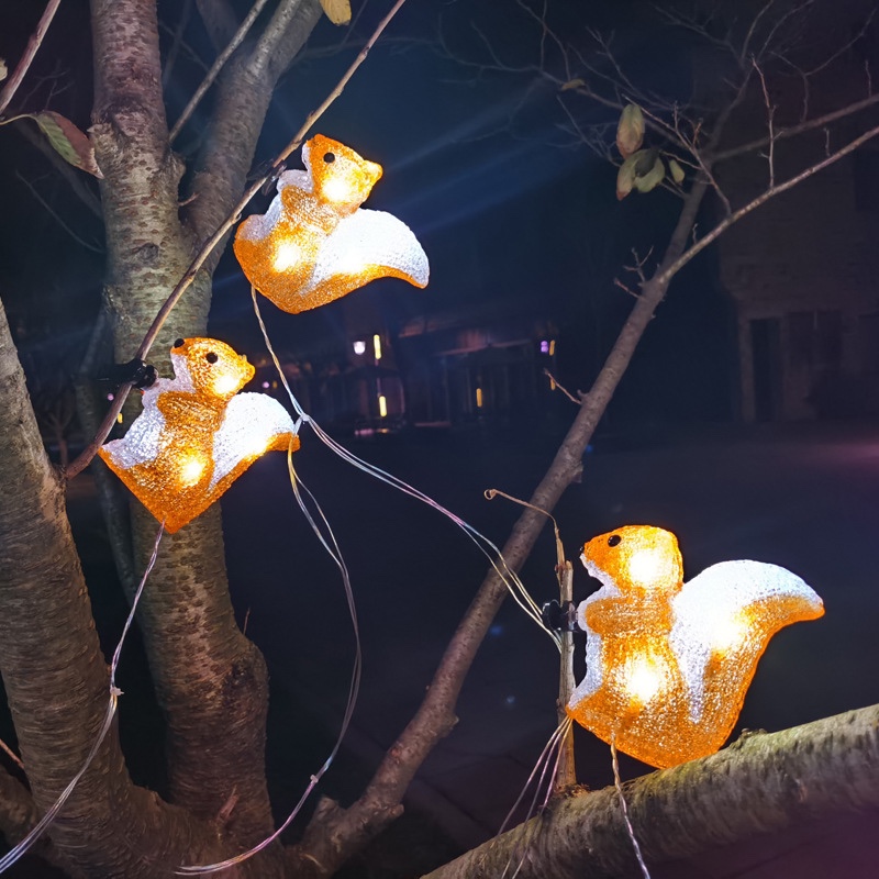 New LED squirrel light waterproof battery box, animal acrylic shaped light, LED festival color light, curtain light, yellow and white set, 5 waterproof battery boxes