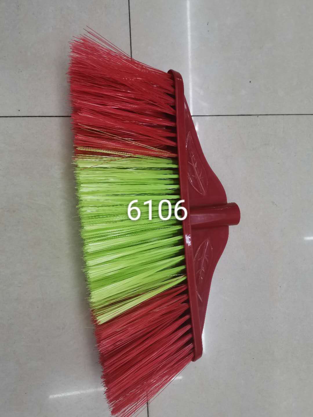 JSJ6106 plastic broom head Application Scenario