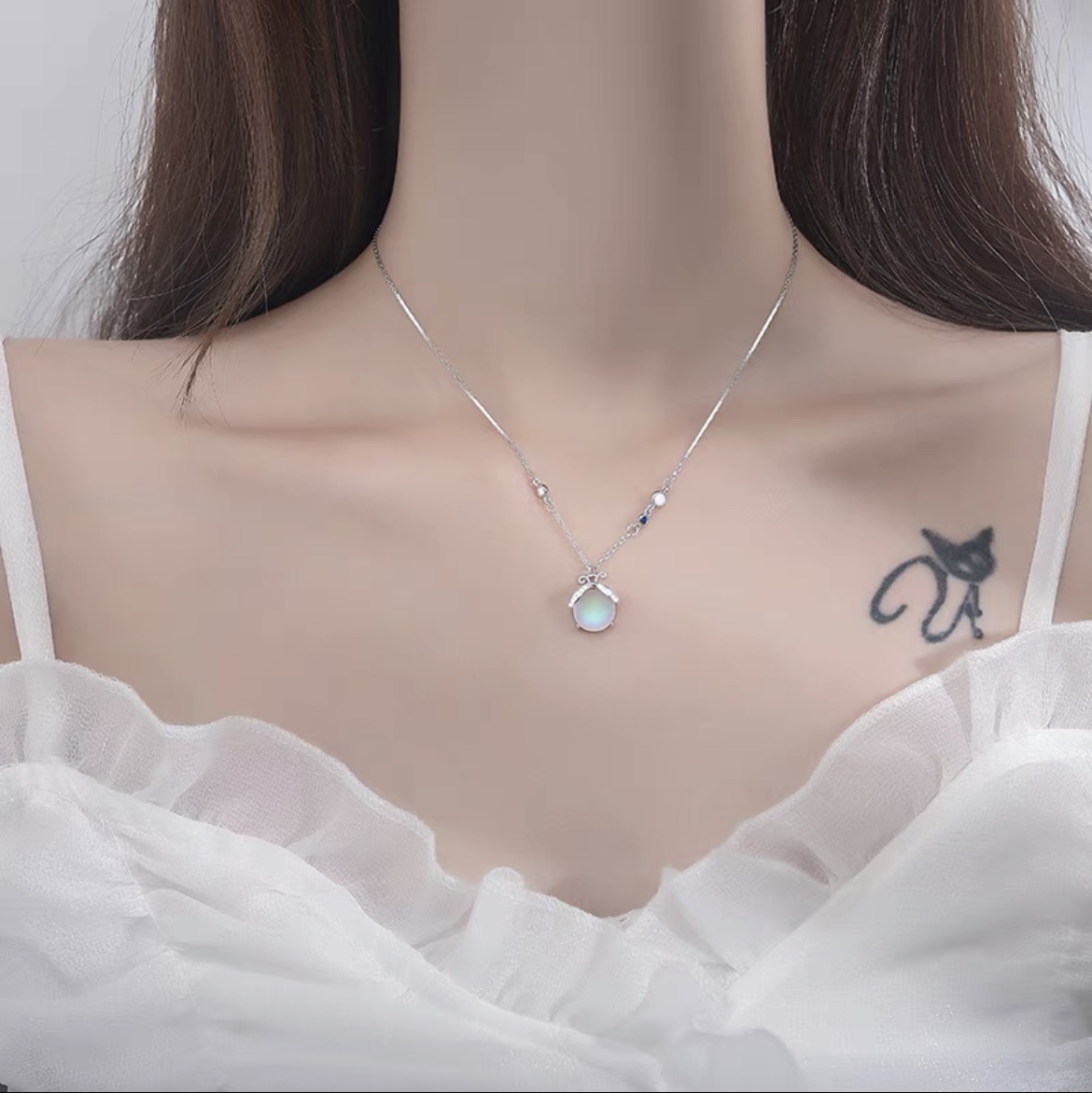 Firefly clavicle chain