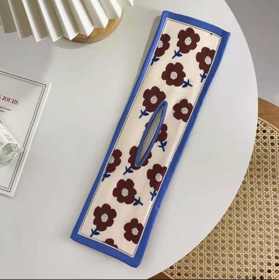 Hair tray dark red flowers blue border