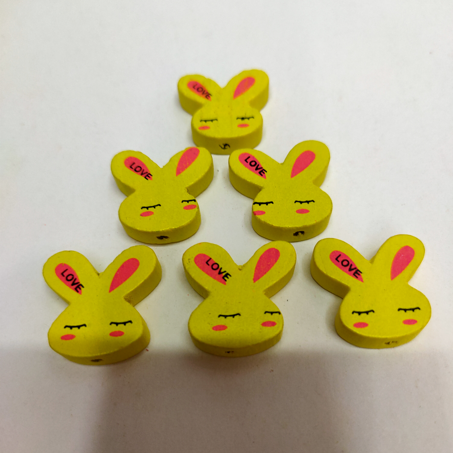 Manufacturers direct sales of wooden accessories rabbit head yellow thumbnail