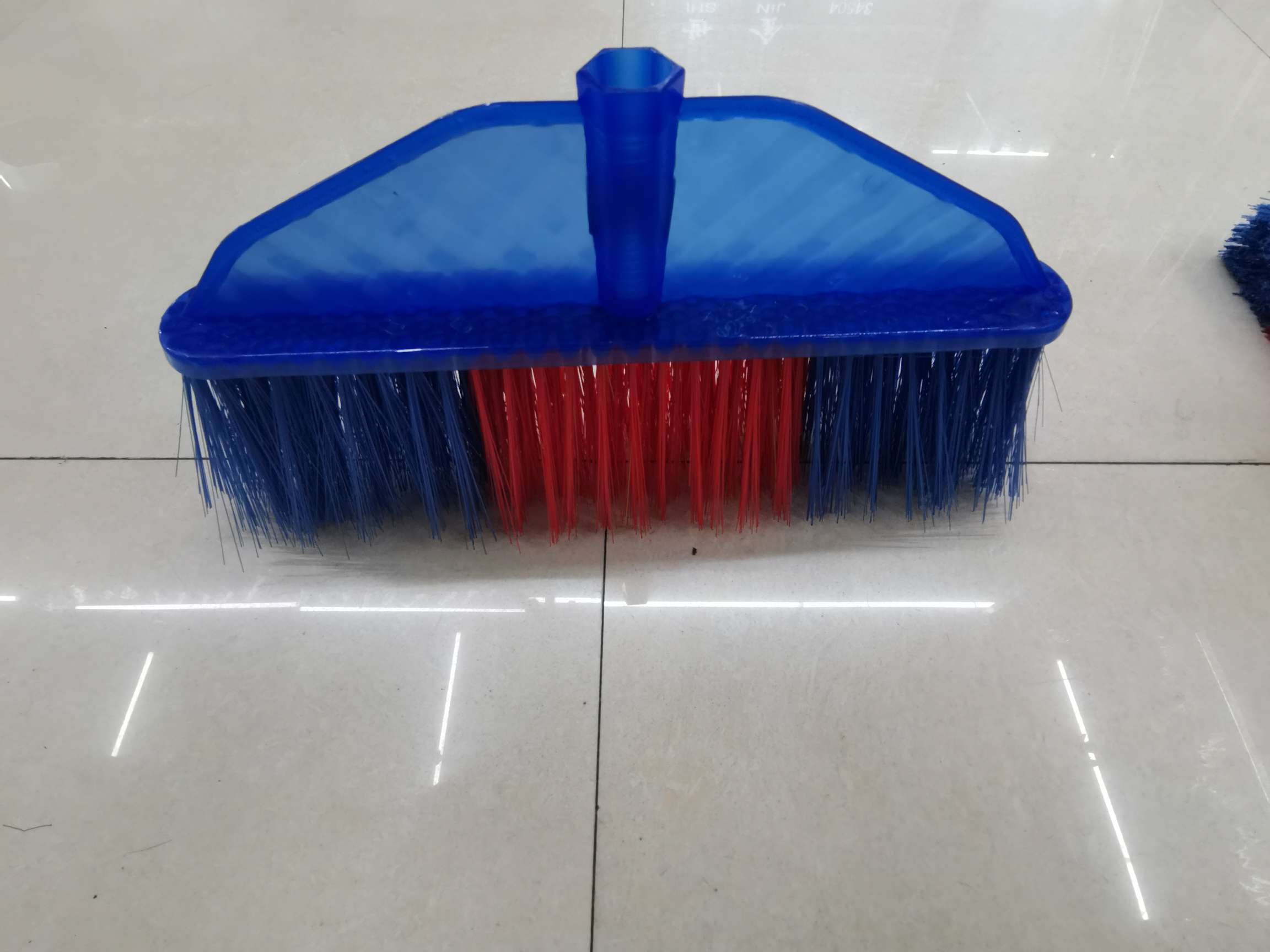 JSJ6111 plastic broom head Application Scenario