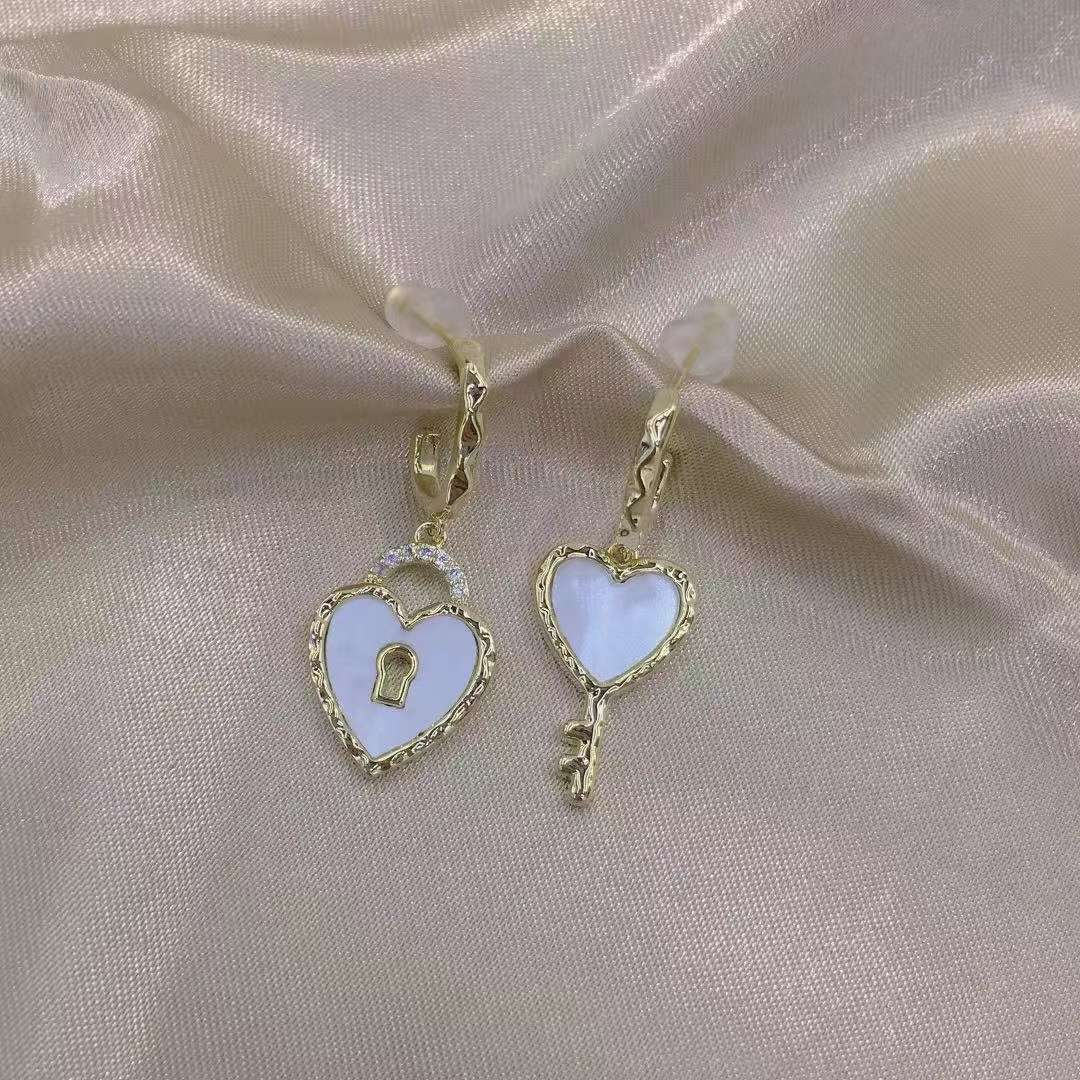 925 Silver Needle, with a light luxury and niche design sense, key lock earrings for women detail image 2