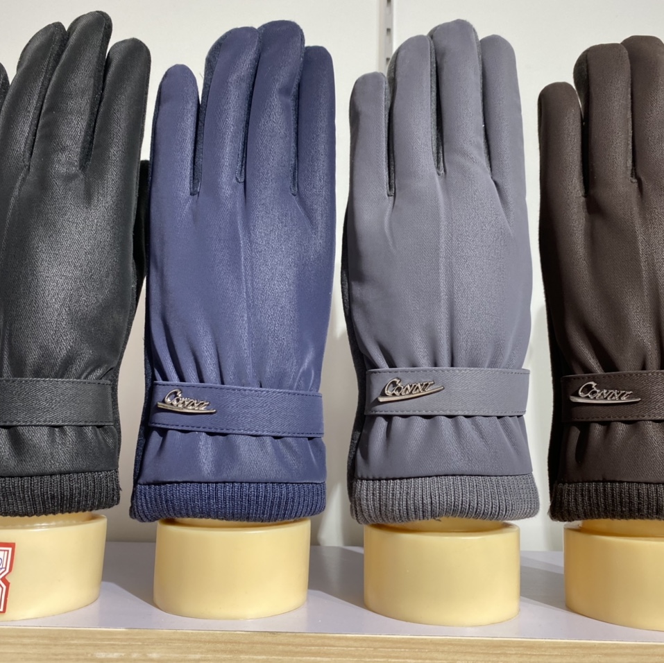 2021 Men's fashion small screw button gloves