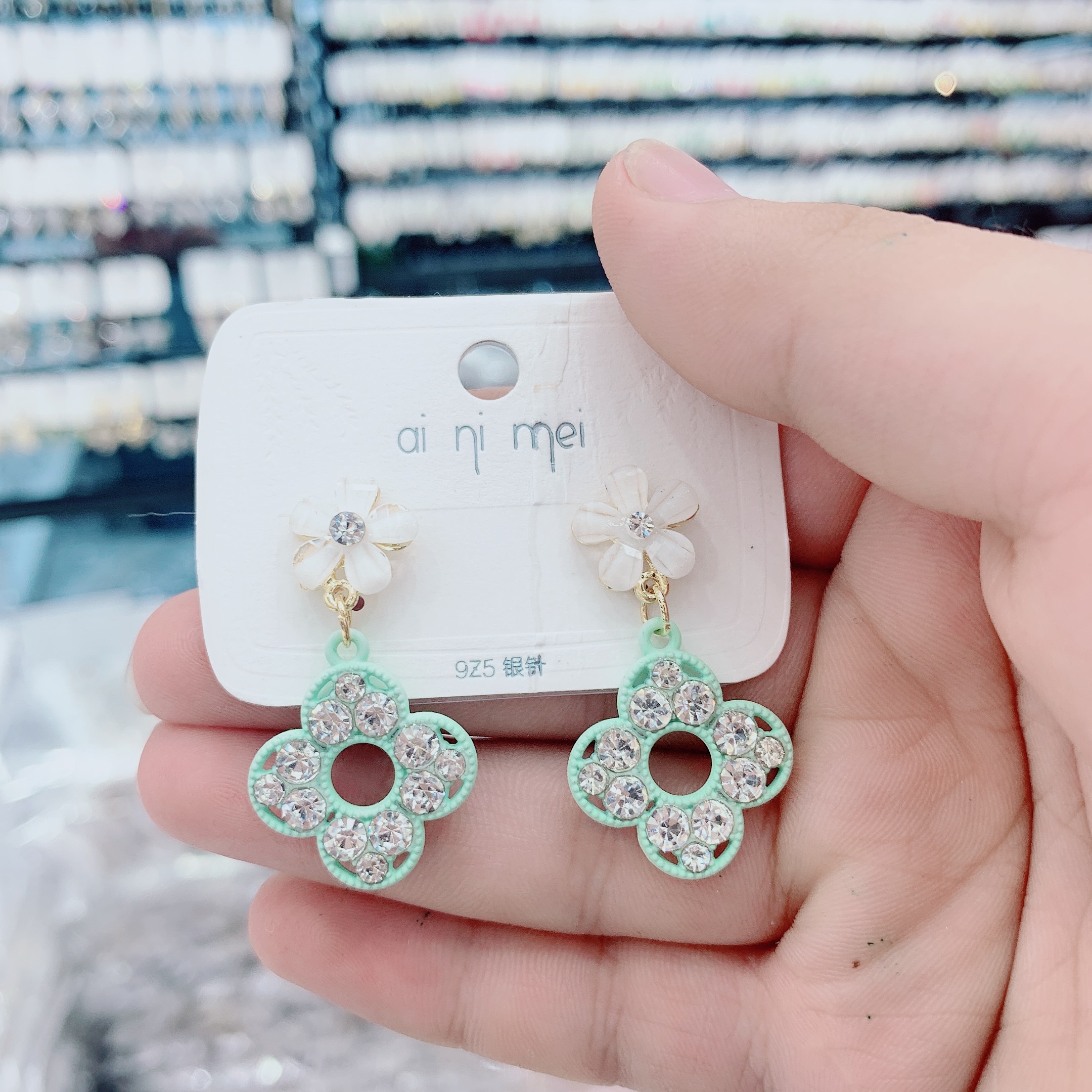 Simple and elegant 925 silver needle anti-allergy new Korean earrings, fashionable long earrings details Picture