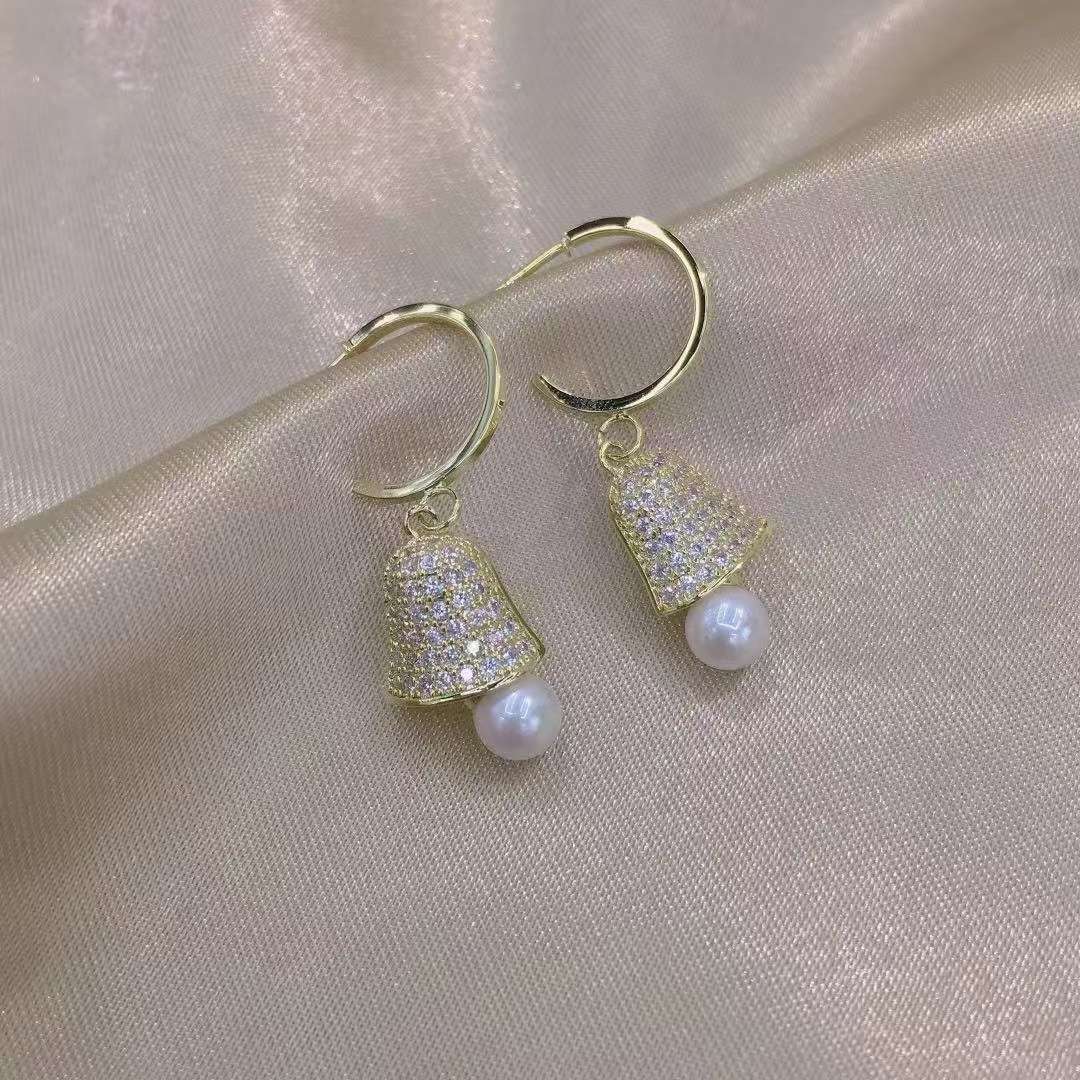 The elegant bell pearl earrings are a high-end design and versatile ear accessory for women detail image 1