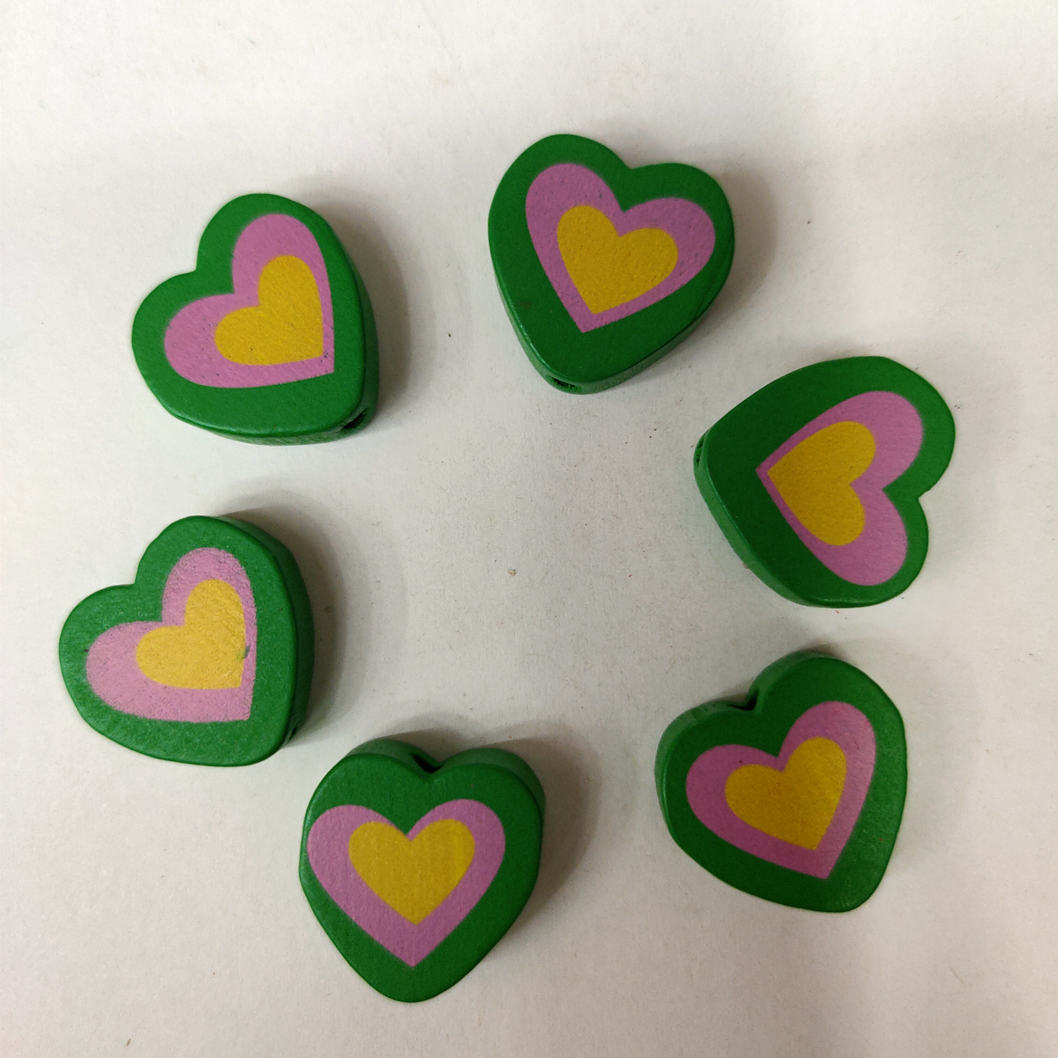 Eco-friendly wood 17×18 mm green peach heart