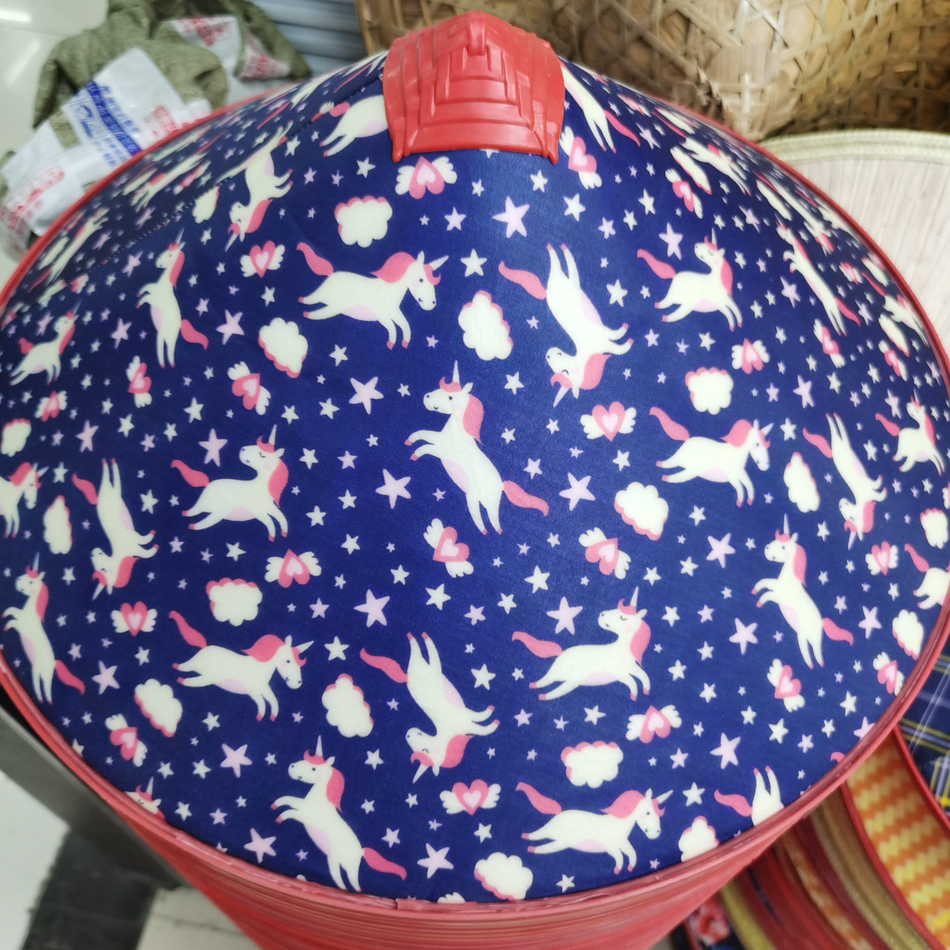 Pony Star plastic hat