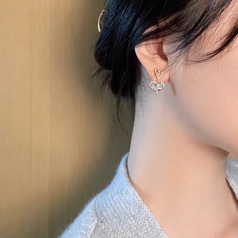 Little Heart Stud Earrings 925 Silver Needle Earrings 2021 New Style Trendy Earrings, simple Korean style trendy earrings details Picture