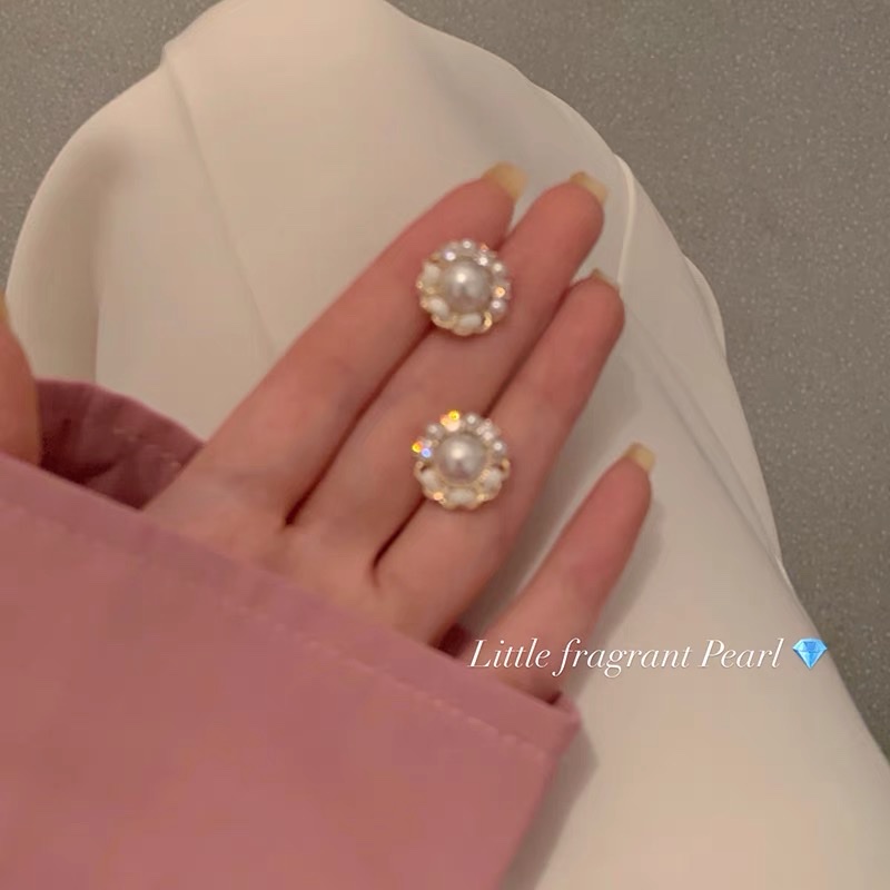 小香风珍珠耳钉2021年新款潮气质高级大气女神范耳环女耳夹耳饰产品图