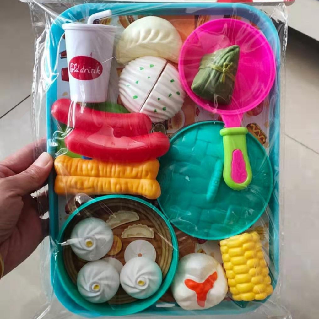 Play house toy kitchen