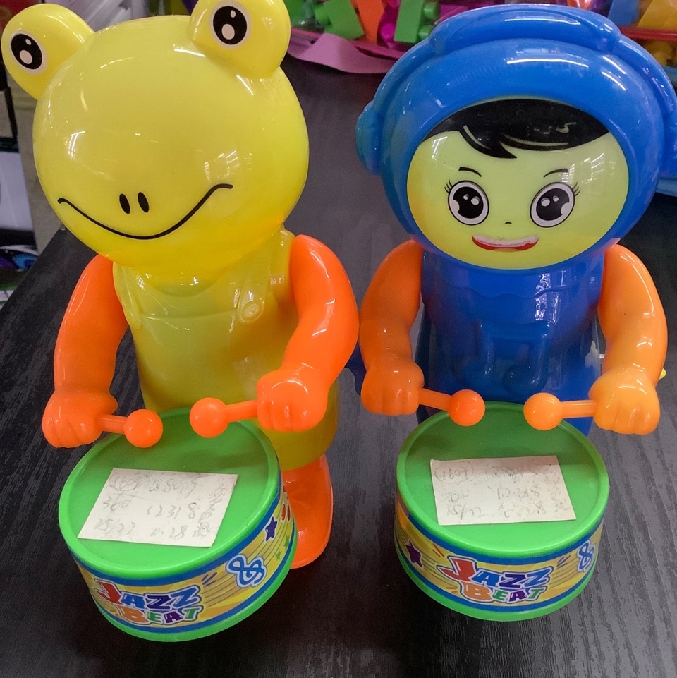 上链打鼓玩具