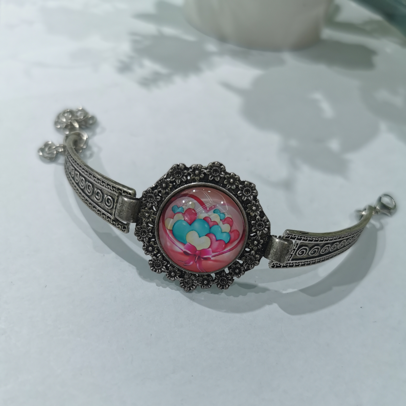 Lace glass heart bracelet