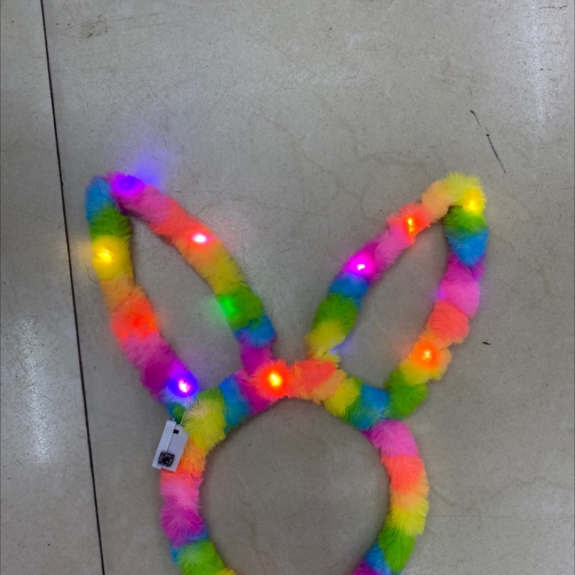 A 14-lamp flashing rabbit head