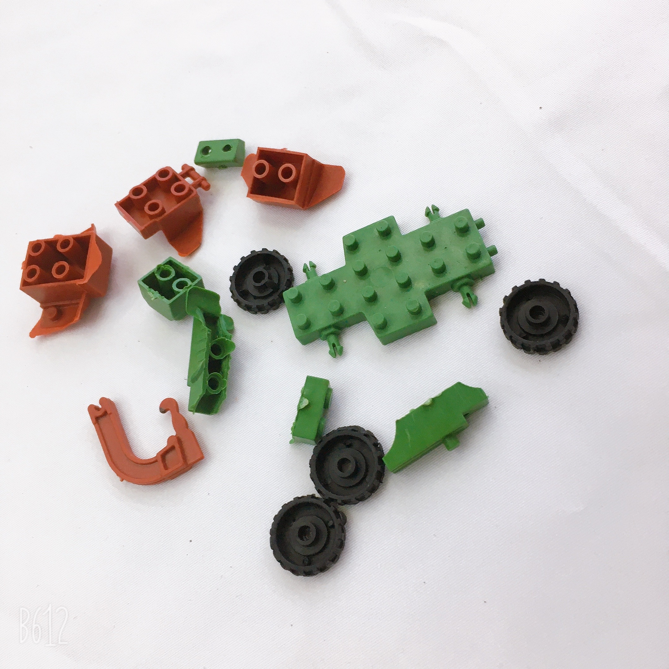 تركيب مكعب للأطفال من ألعاب الأطفال Dyi Dyi Diy، في مركبة "ليغو" تركيبية جديدة detail image 5