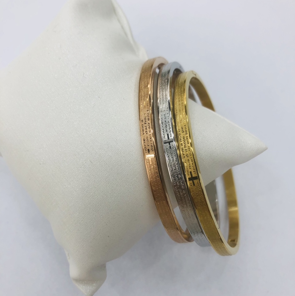4mm three-color stainless steel girls' bracelet 12
