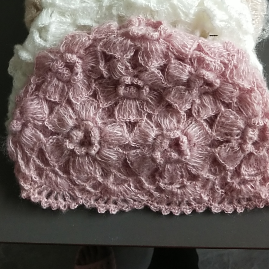 Crochet hat flower thumbnail
