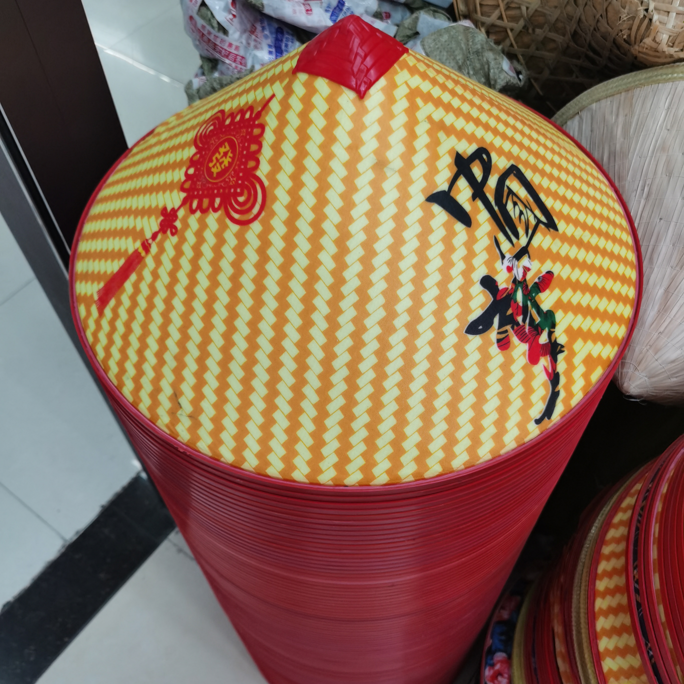 Chinese Dream Chinese knot plastic hat thumbnail