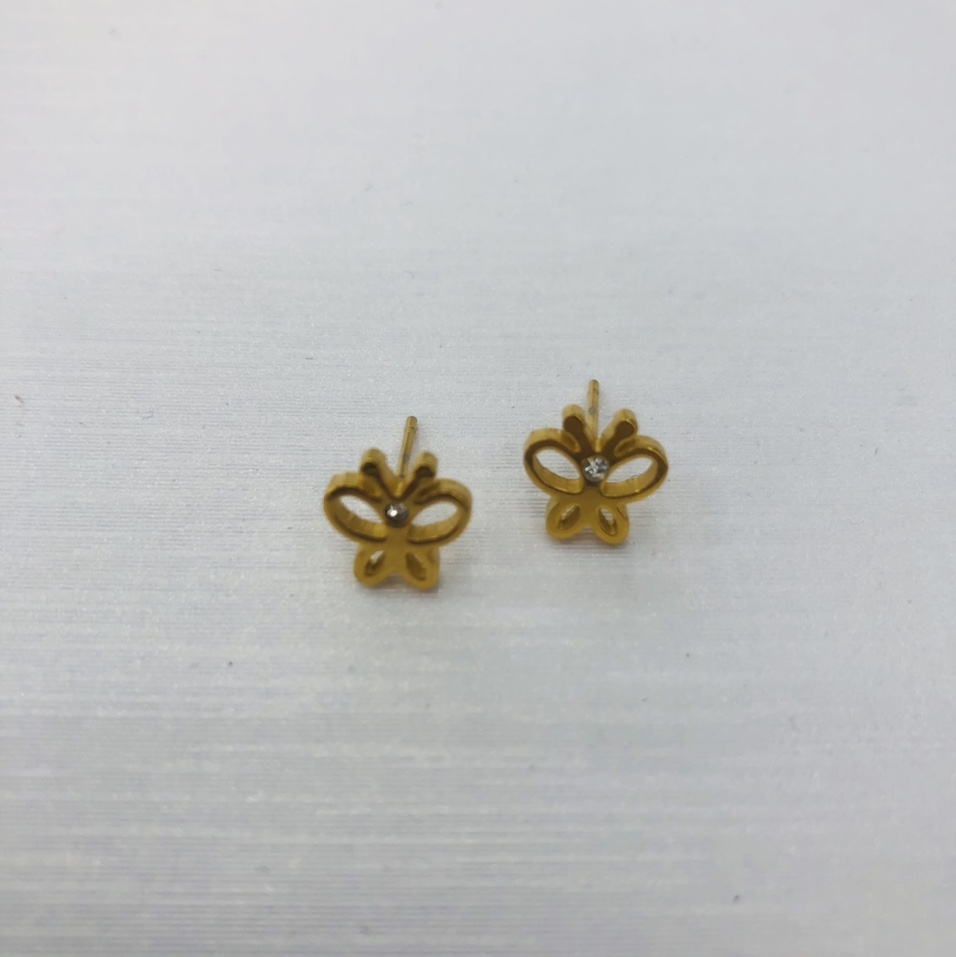 Small and simple Korean-style stainless steel ear studs for girls 3