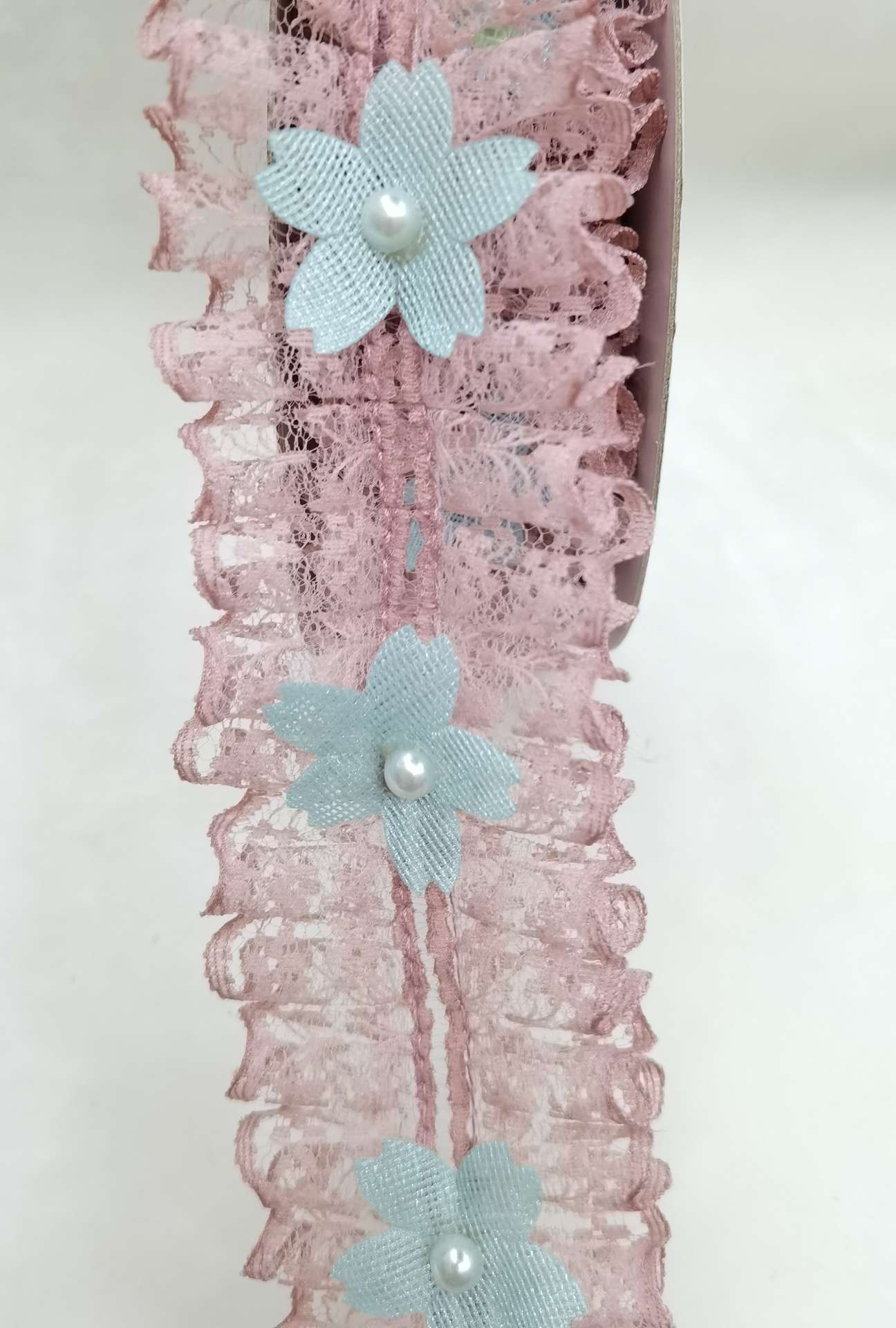 322-2# Lace H Type Crinkle Flower Leather Pink, Christmas, Toys, Clothing, Craft, Festival, Jewelry, Stationery, Cards, Packaging, Etc. All Kinds Of Factory Products Can Be Set Up details Picture