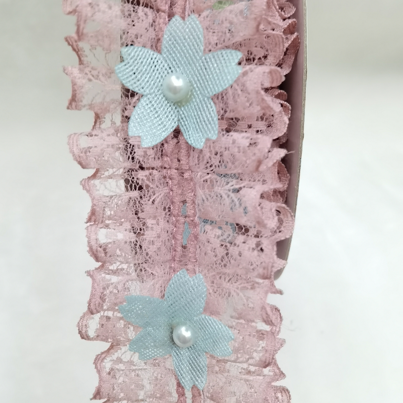 322-2# Lace H Type Crinkle Flower Leather Pink, Christmas, Toys, Clothing, Craft, Festival, Jewelry, Stationery, Cards, Packaging, Etc. All Kinds Of Factory Products Can Be Set Up