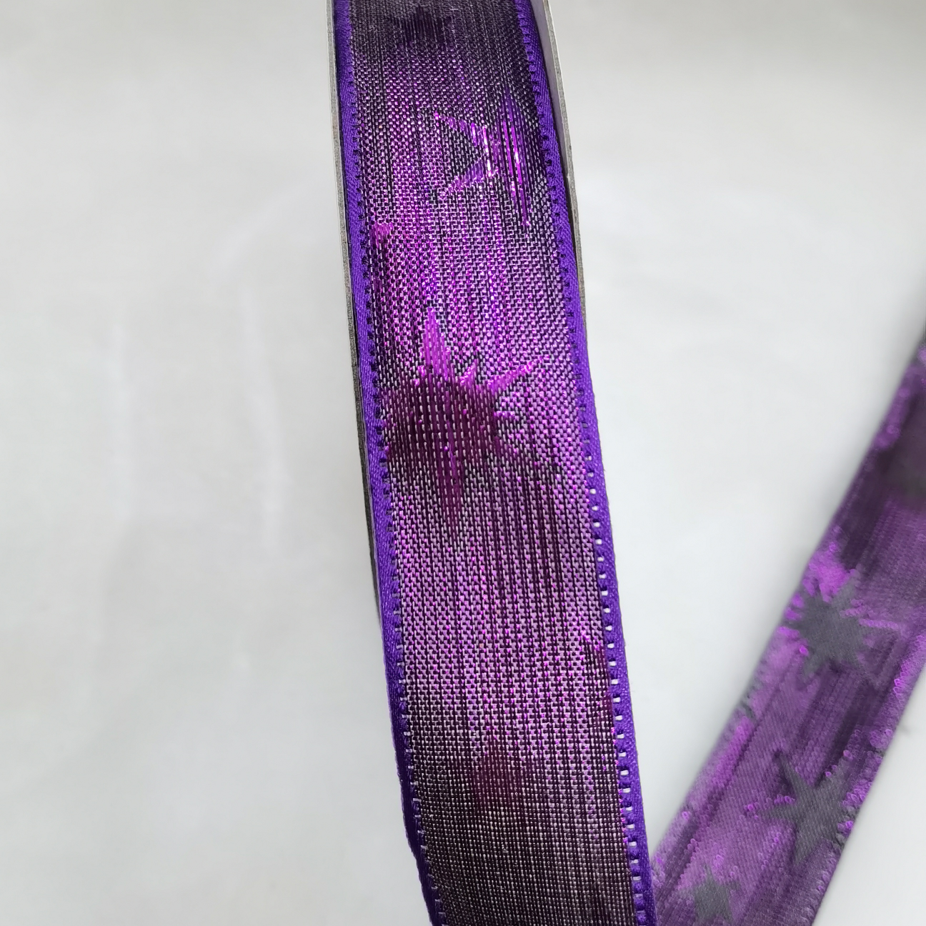 3.8 cm金皮闪光星紫色，圣诞，玩具，服装，工艺，喜庆，饰品，文具，卡片，包装，等等各种厂品上都可以撘配