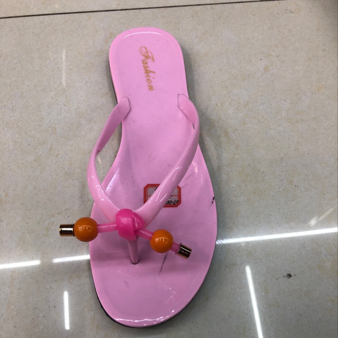 夏季拖鞋