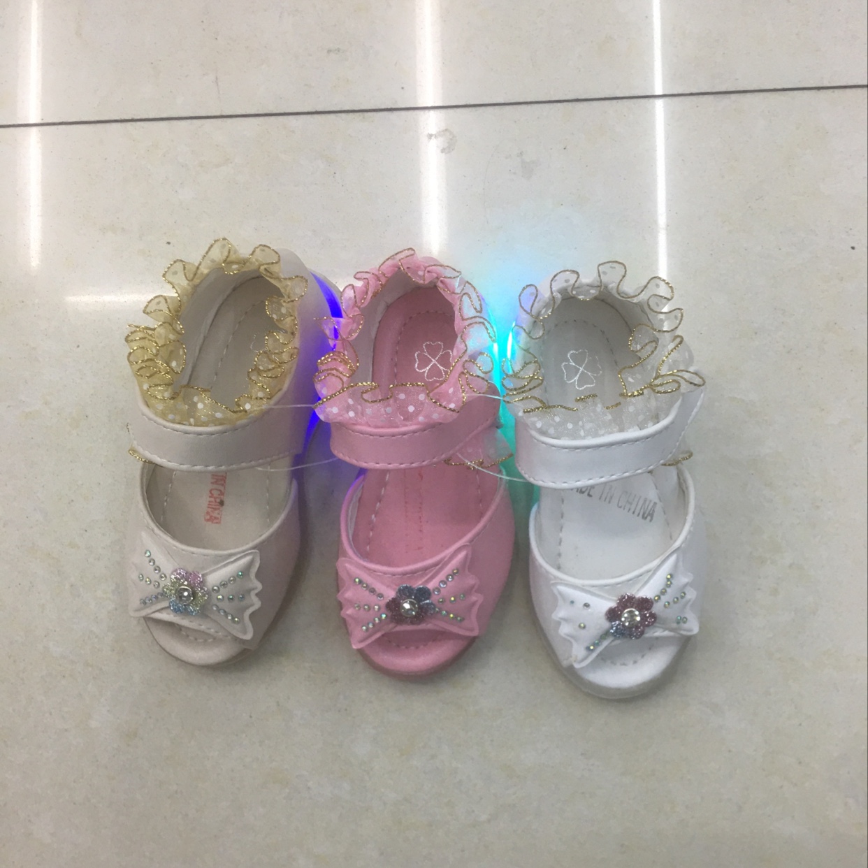 21-25码女凉鞋