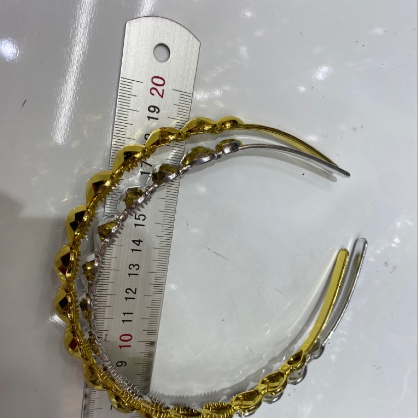Heart Irregular Face Buckle details Picture