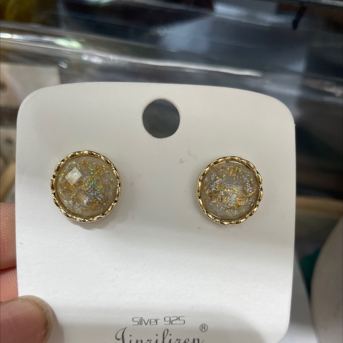 Today's beauty Korean version of the new earrings circular pattern design thumbnail