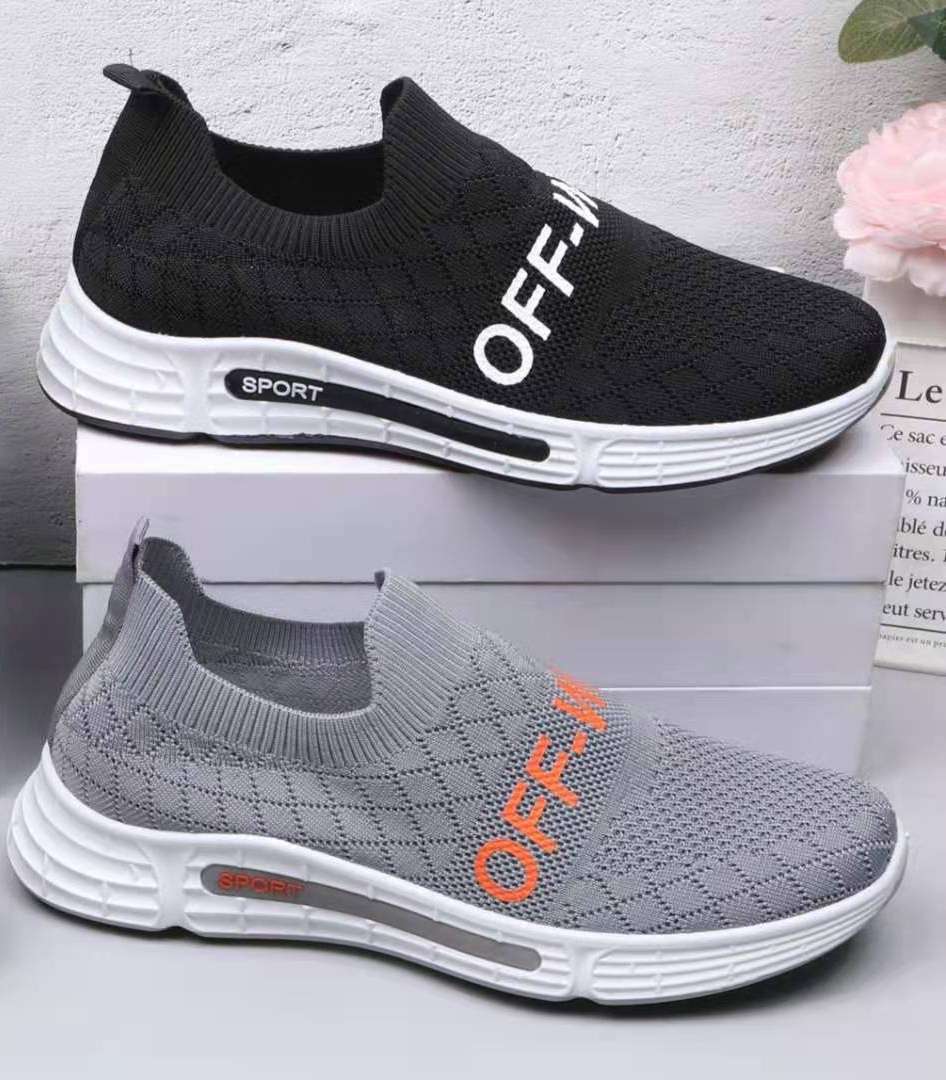 飞织袜子运口男式一脚蹬休闲动鞋产品图