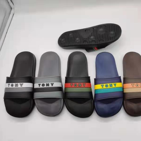 017 Men's home breathable bathroom slippers