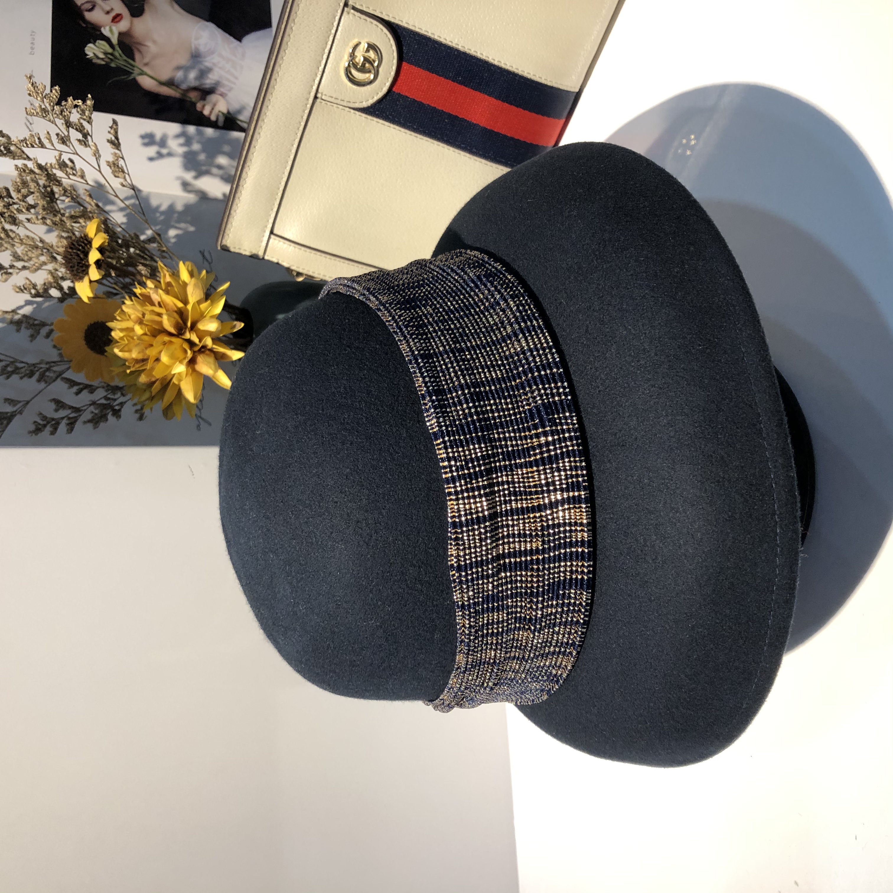 A Hundred Percent Wool Herbain Application Scenario