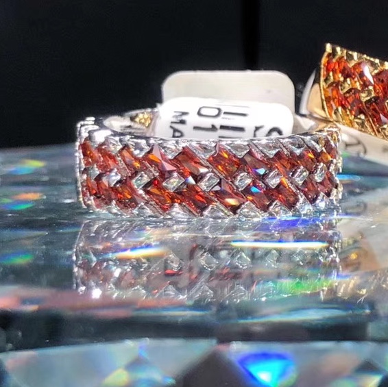 102 Retro European and American trend finger ring fashion ladies ring color zircon ring
