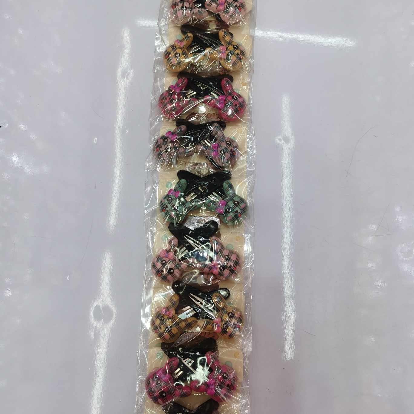 格子兔头黑色夹子