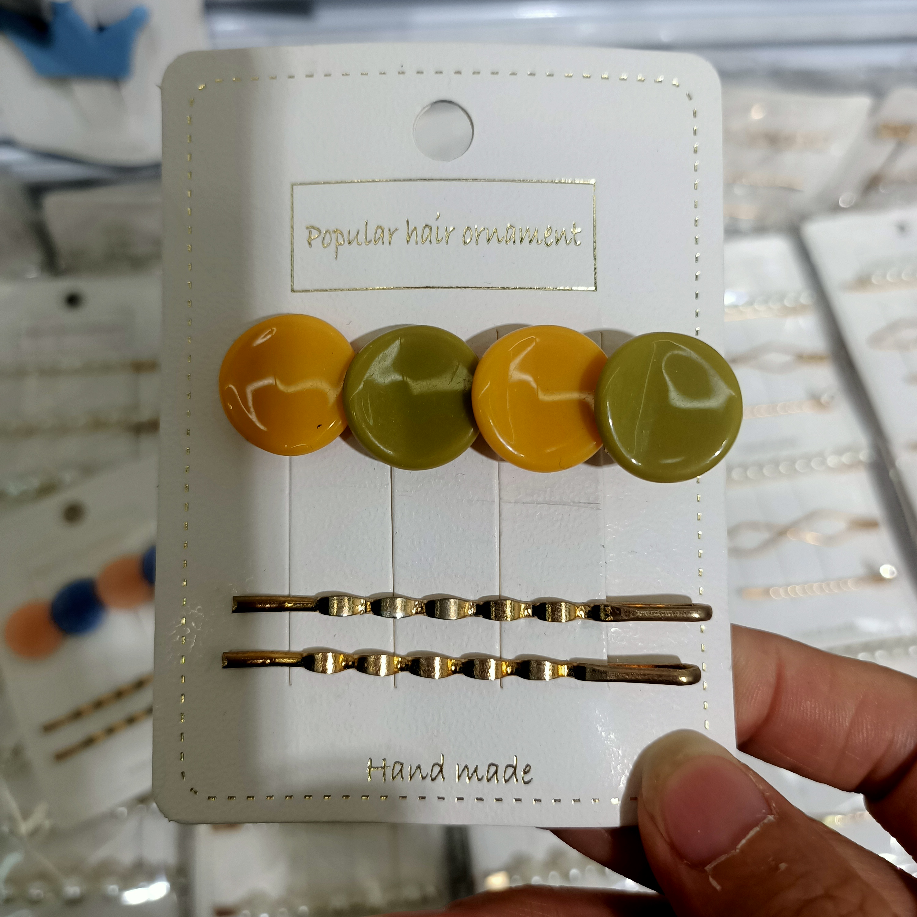4 cakes yellow and green 3-piece set thumbnail