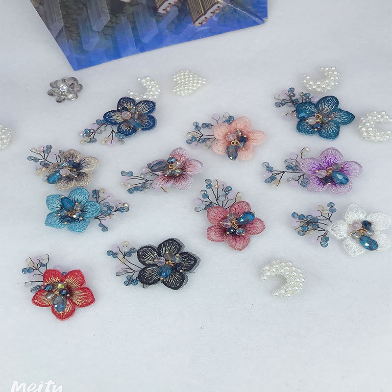 Embroidered small five-petal flower retro diy clothing accessories, brooches, hairpins, scarves, hats, earrings, shoes, accessories