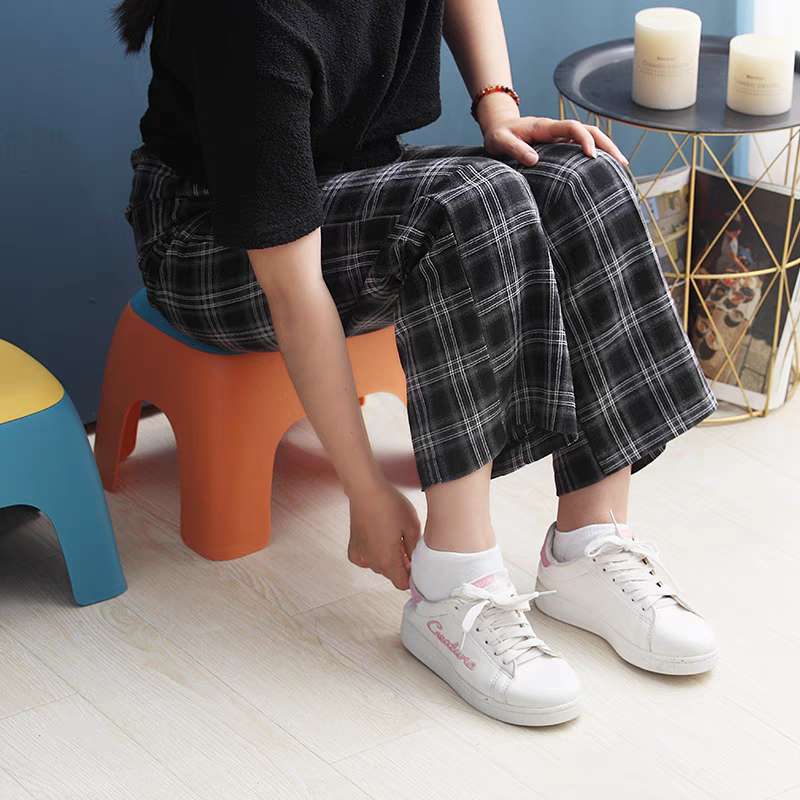 塑料防滑小凳子门口换鞋凳幼儿园北欧创意写字椅加厚吃饭小板凳详情1