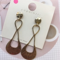 Network red explosion dumb gold plating 8⃣️ word metal earring girl