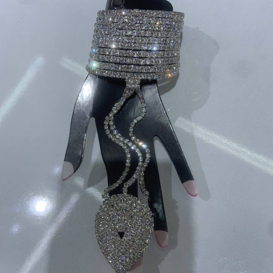 Rhinestone hand back chain 25