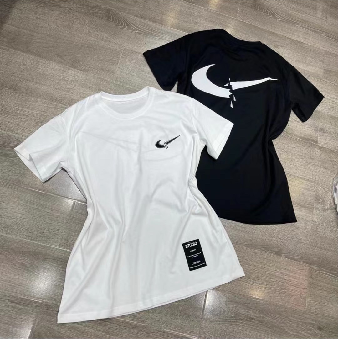 T-shirt l